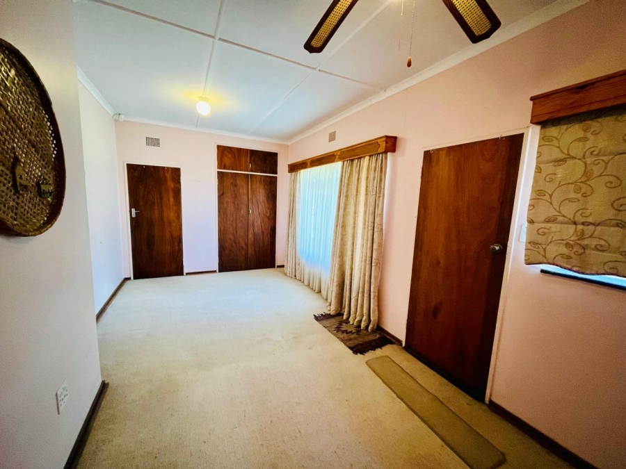 3 Bedroom Property for Sale in Wilkoppies North West